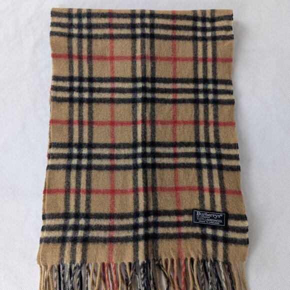 Burberrys Unisex Winter Scarf Beige – Pre-Owned – Lambswool Classic Check Scarf - Picture 4 of 6